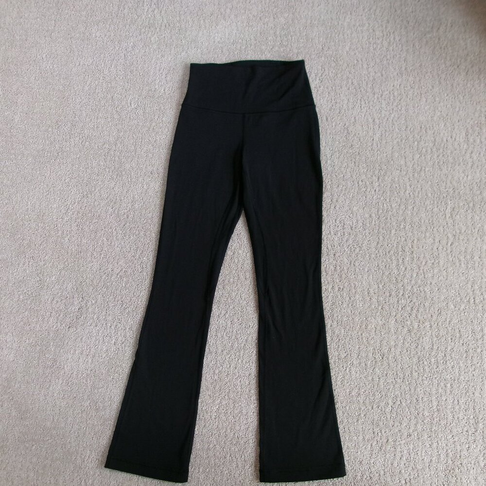 lululemon black mini flare leggings